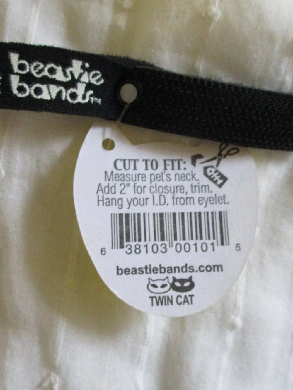 Cat collar-Beastie Bands Flying Pig